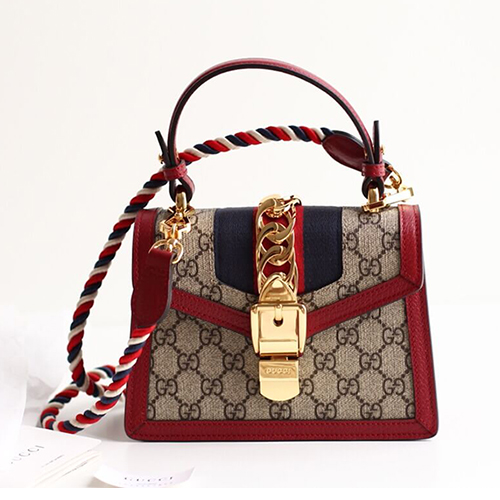 Smart Fashion Choices for Luxury Bag Lovers