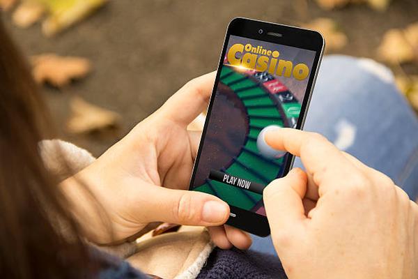 Exploring Player Controls on a Singapore online casino